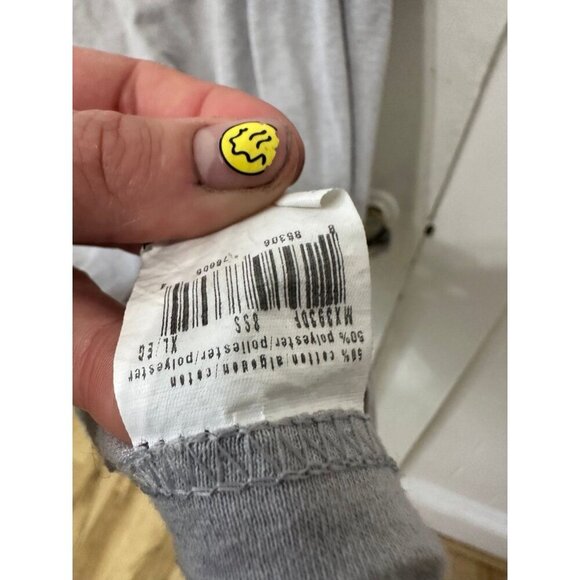 Fruit of the loom men’s size X – large gray T-shirt - Picture 6 of 8